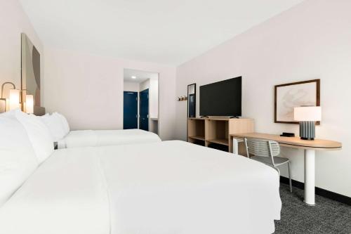 spark by hilton lancaster dutch country
