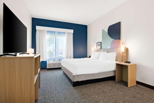 spark by hilton lancaster dutch country