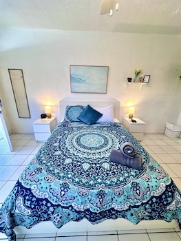 southwinds inn by the gold nests