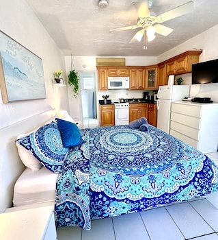 southwinds inn by the gold nests