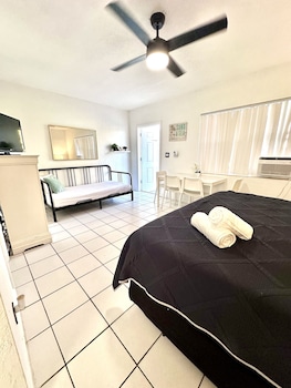 southwinds inn by the gold nests