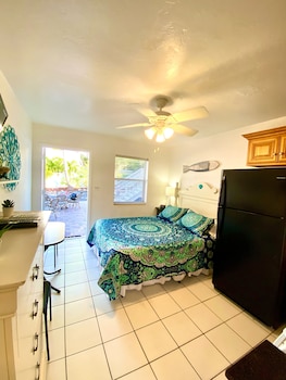 southwinds inn by the gold nests