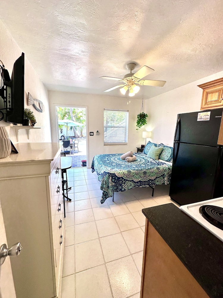 southwinds inn by the gold nests