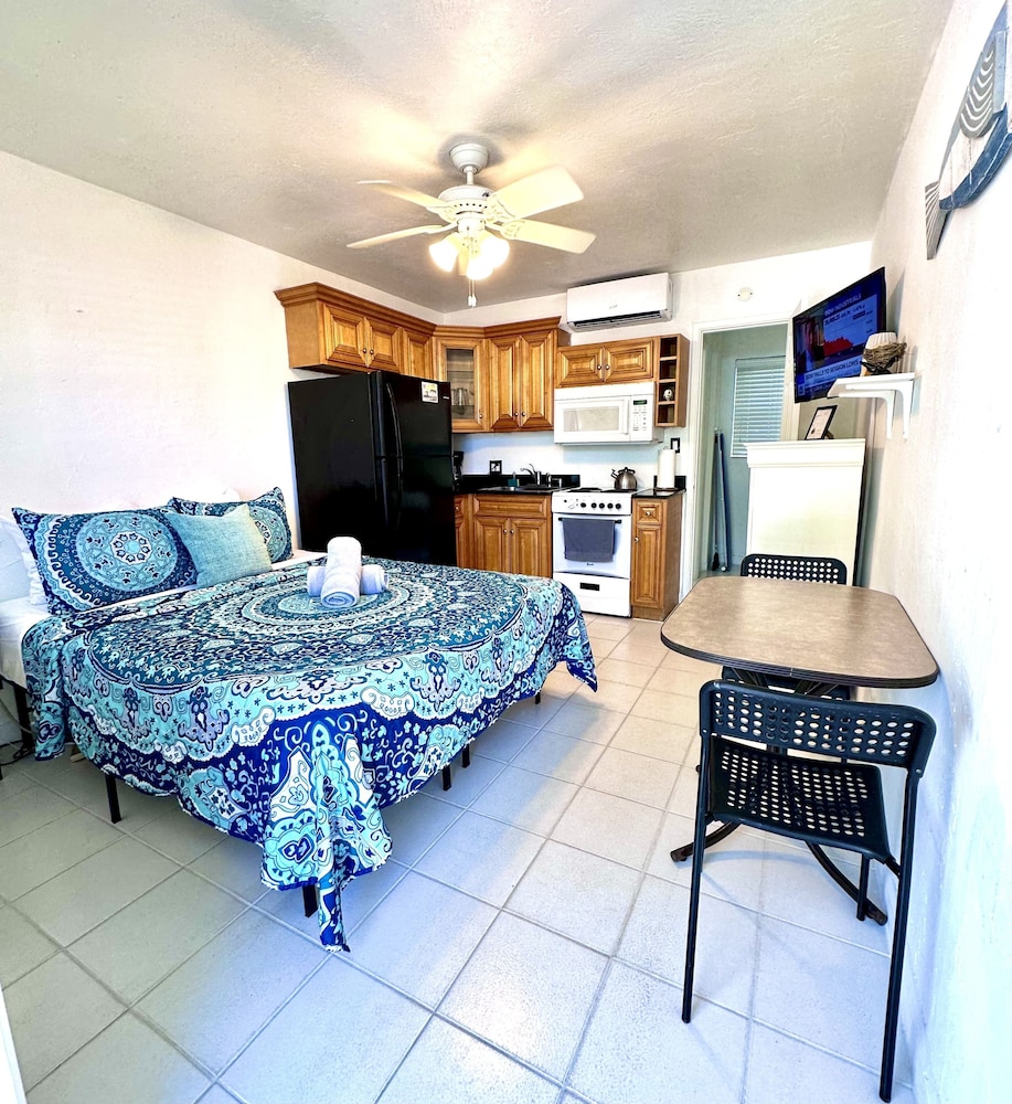 southwinds inn by the gold nests