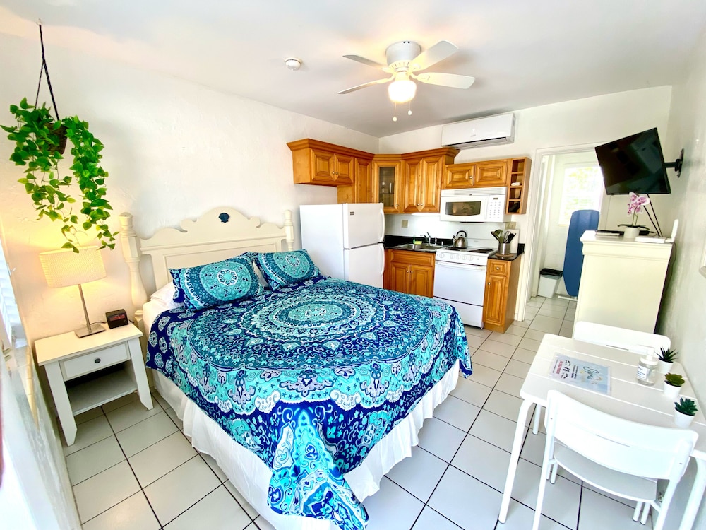 southwinds inn by the gold nests