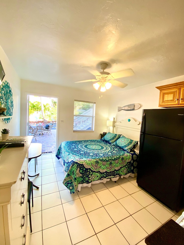 southwinds inn by the gold nests