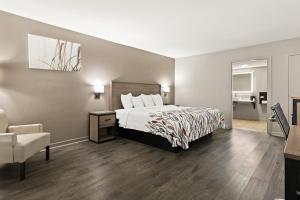 red roof inn and suites monroe nc