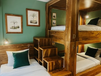 porter hotel jungle retreat