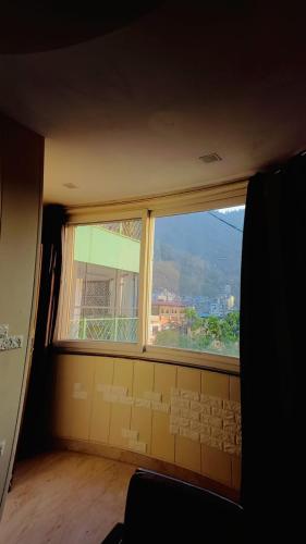 hotel laxman grand