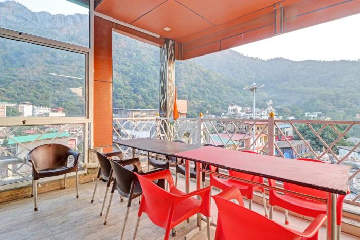 hotel laxman grand
