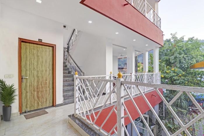 hotel laxman grand