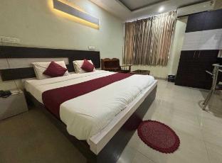 happy holiday inn