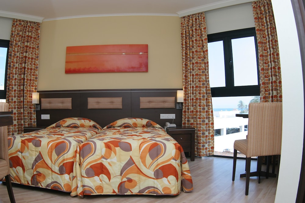 livadhiotis city hotel