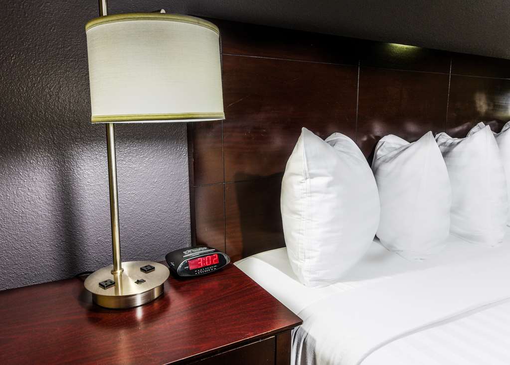 best western mccarran inn