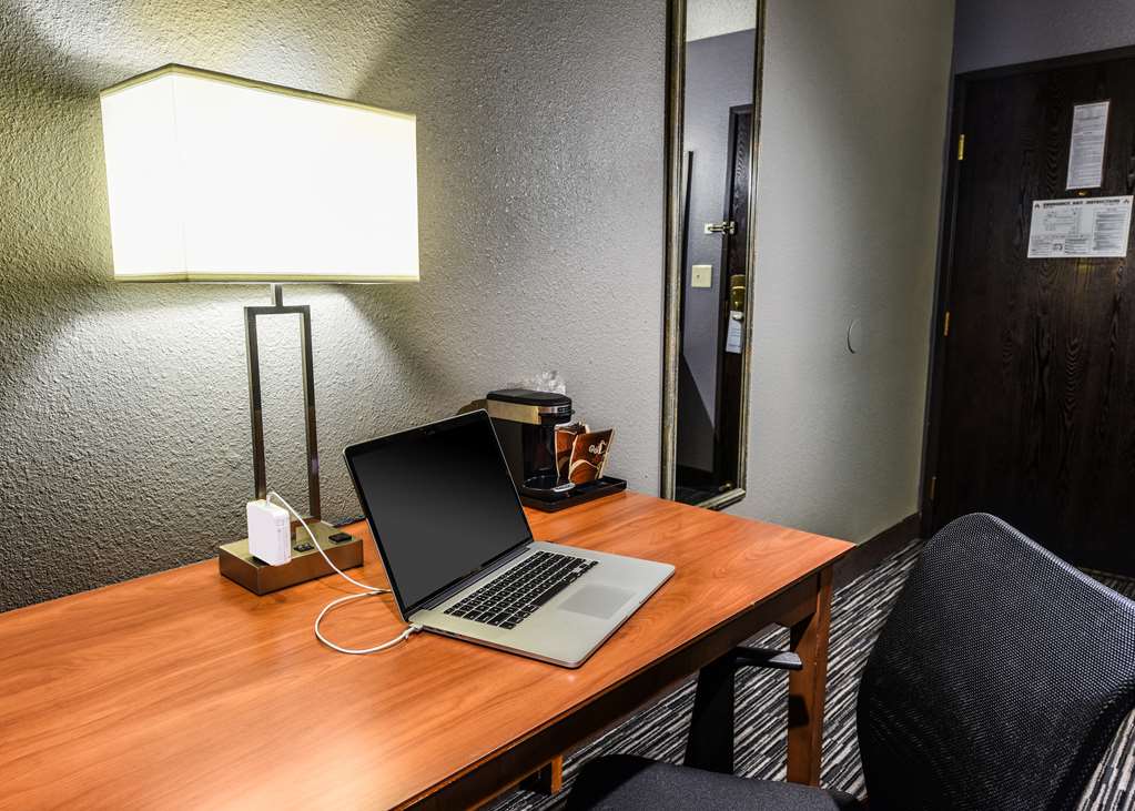 best western mccarran inn