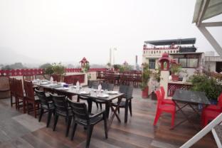 hotel golden bird pushkar