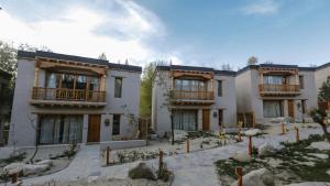 Dolkhar Ladakh,,4.5 star