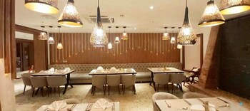 meethaq hotel jabi