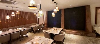 meethaq hotel jabi