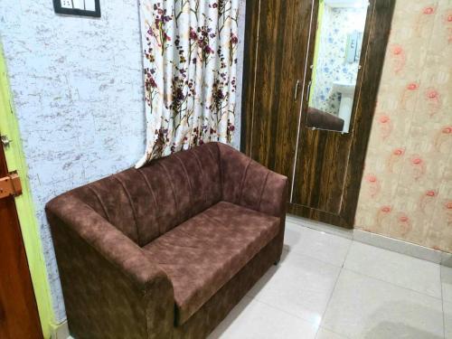 hotel white stone gonda