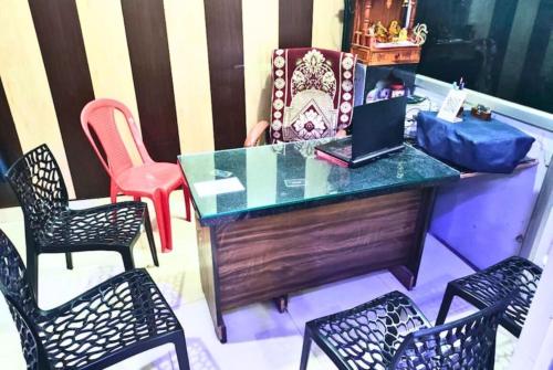 hotel white stone gonda