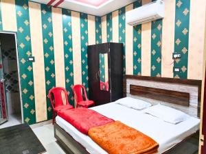 hotel white stone gonda