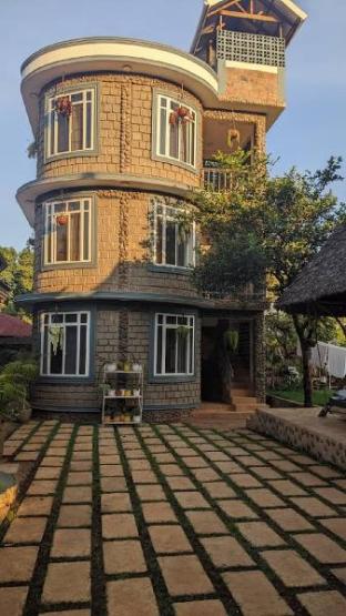 kilimanjaro scenic lodge