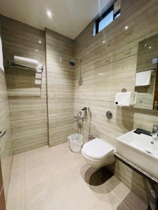 Yogiraj Exclusive Lodge,,0 star