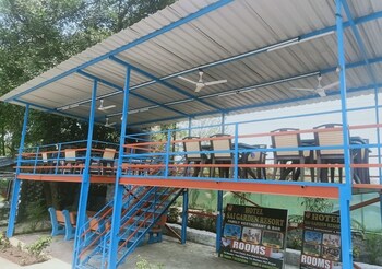 hotel sai garden resort