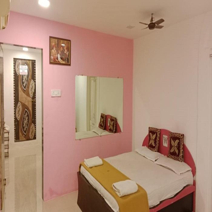 hotel mumbai garden resort