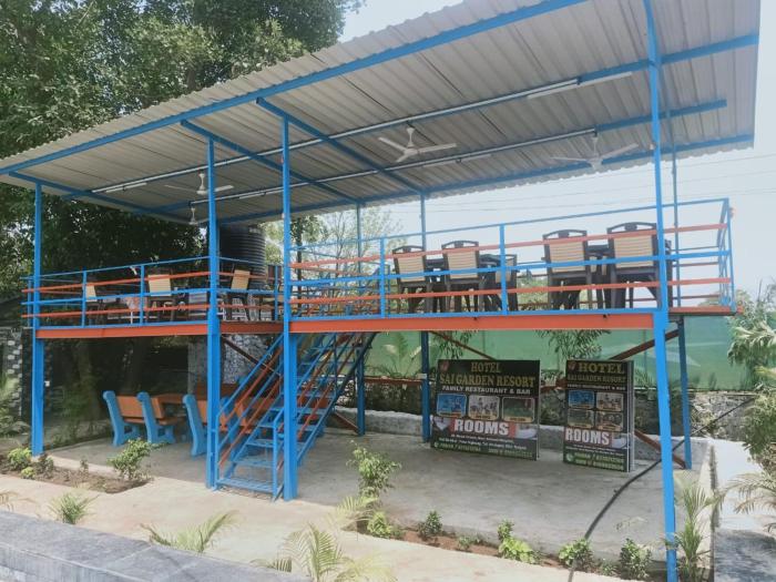 hotel mumbai garden resort