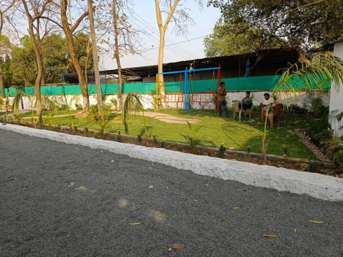 hotel mumbai garden resort