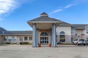 quality inn and suites edmonton international airport