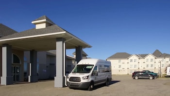 quality inn and suites edmonton international airport