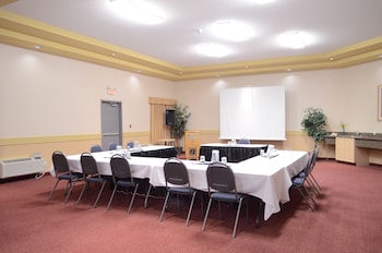 quality inn and suites edmonton international airport