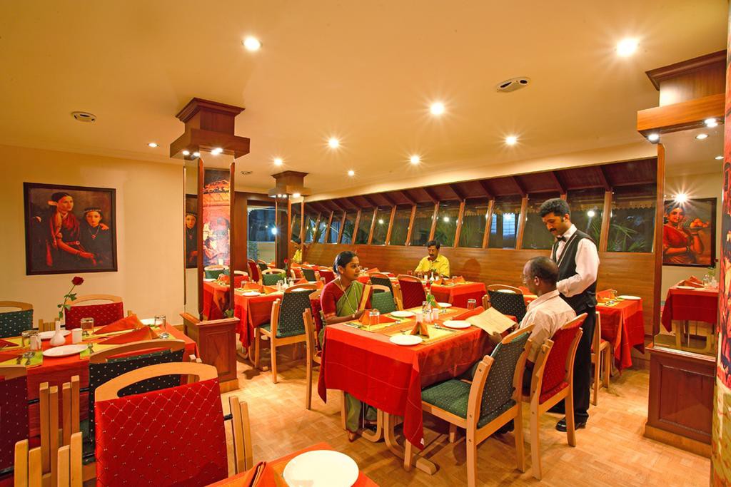 Karthika Residency,Eramalloor>>Chempu,3 star