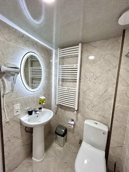 dandelion hotel gudauri