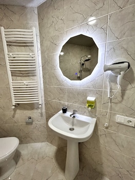 dandelion hotel gudauri