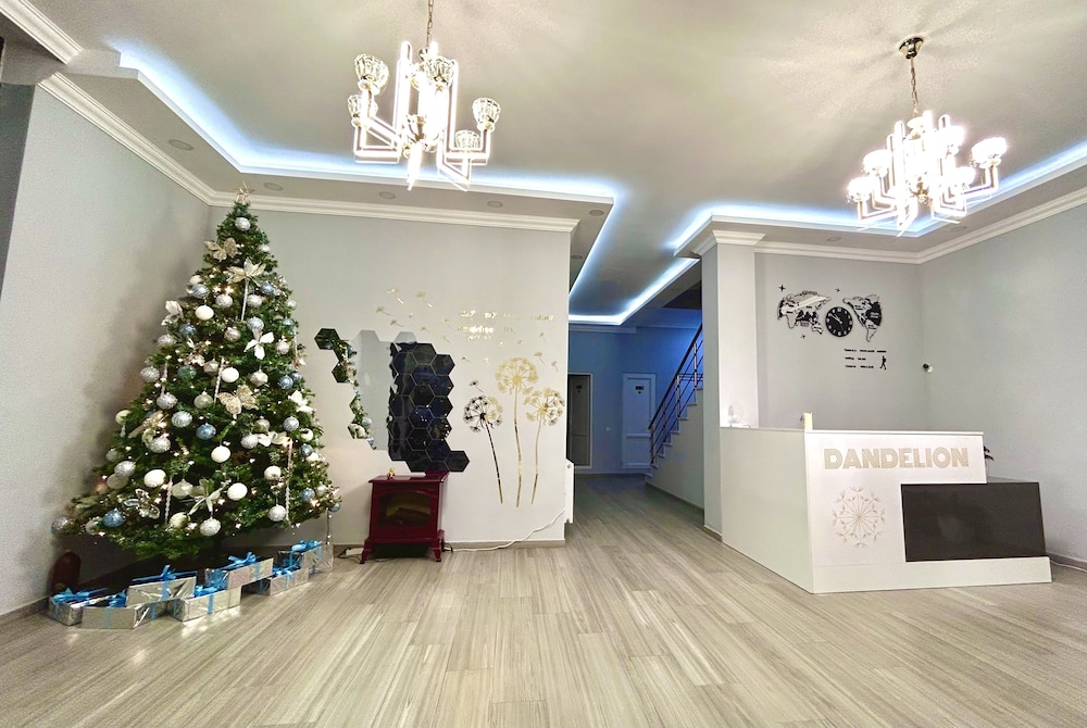 dandelion hotel gudauri