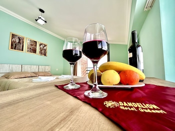 dandelion hotel gudauri