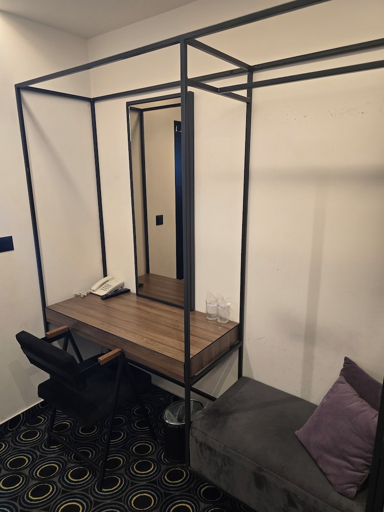 hotel carpe diem mostar