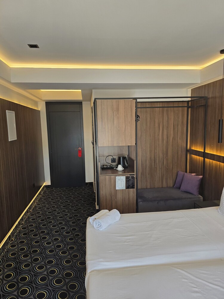 hotel carpe diem mostar