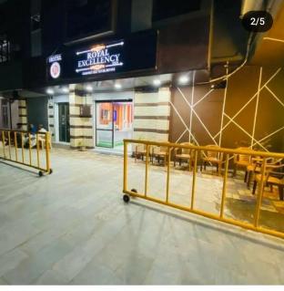 royal excellency inn