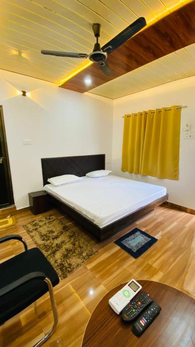 royal excellency inn