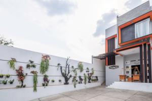 urbanview hotel maribaya lembang bandung