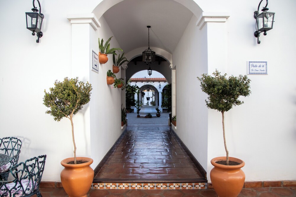 iraola hotel boutique
