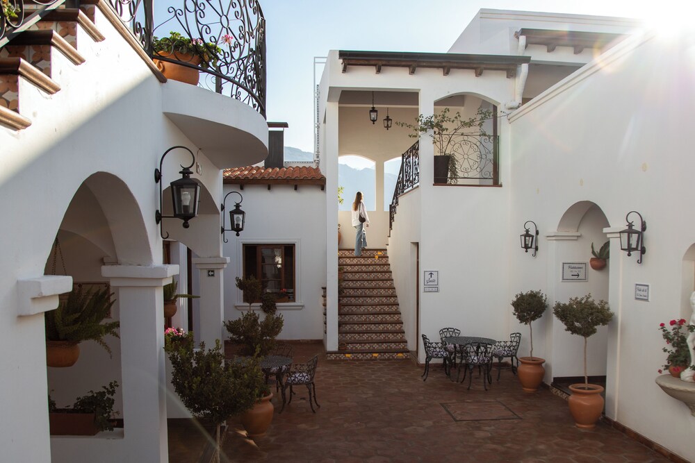 iraola hotel boutique