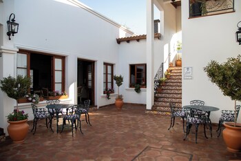 iraola hotel boutique