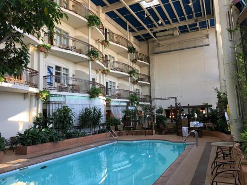 Hotel L'oie Des Neiges,Levis>>Desjardins,3 star