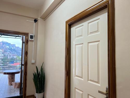 hotel dinthar zara